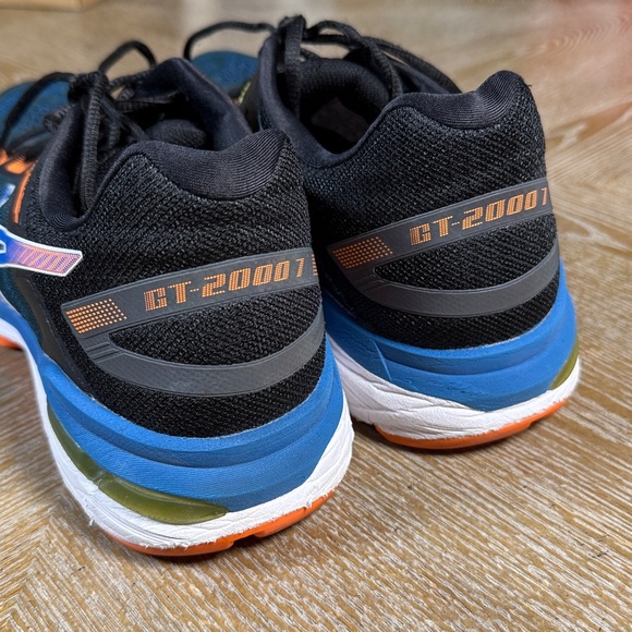 ASICS GT 2000 7 'Arise - Black Lake Drive' Black and Orange Running Sneakers 12 - Picture 5 of 9